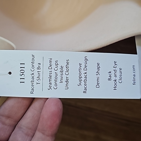 Full coverage racer back T shirt Bra, NWT - Picture 5 of 9